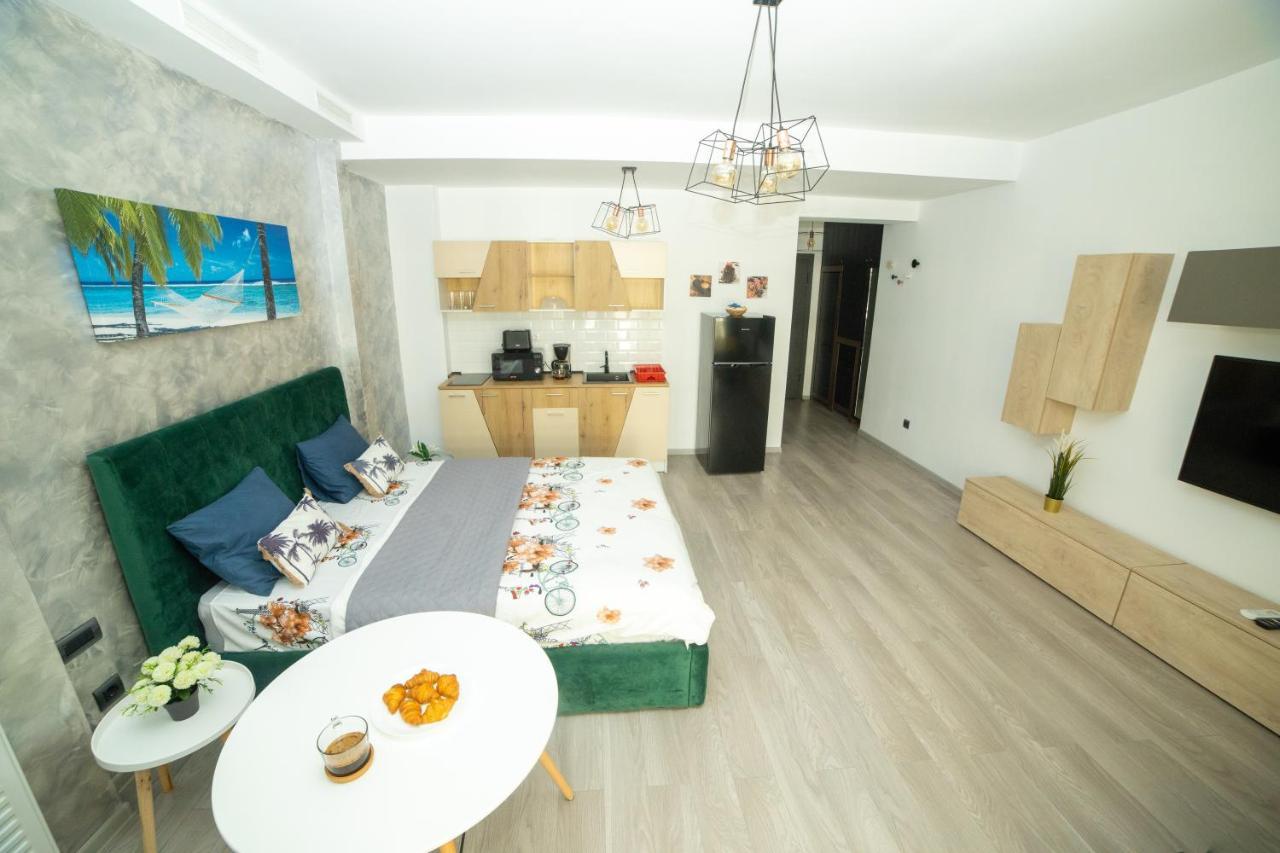 Studio 60 By The Beach Mamaia, Free Parking Casa Del Mar Exterior photo