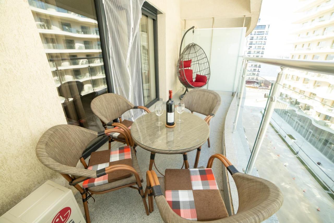 Studio 60 By The Beach Mamaia, Free Parking Casa Del Mar Exterior photo
