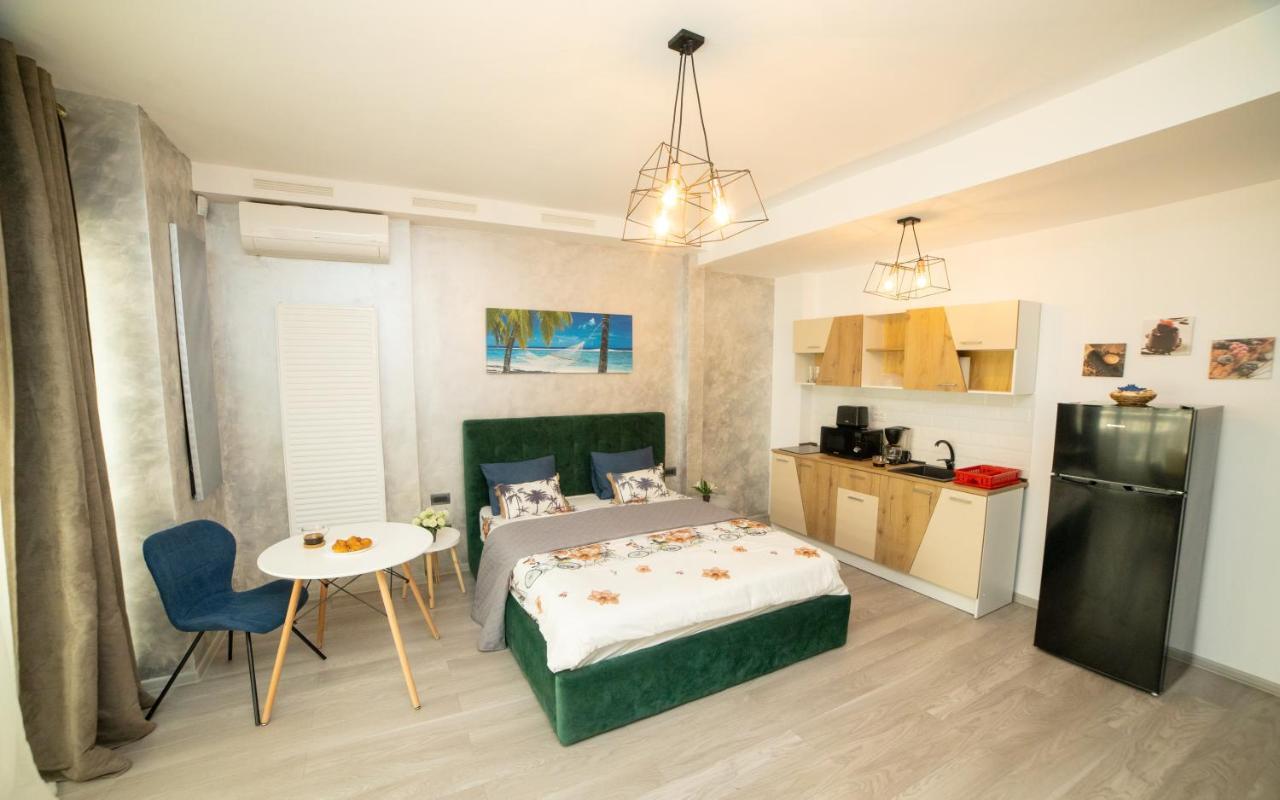 Studio 60 By The Beach Mamaia, Free Parking Casa Del Mar Exterior photo
